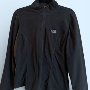 The North Face Women's Quarter Zip Baselayer  size Medium